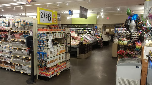 Grocery Store «Stop & Shop», reviews and photos, 105 Alewife Brook Pkwy, Somerville, MA 02144, USA