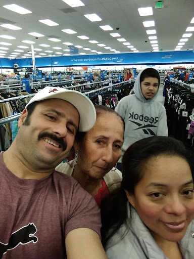 Clothing Store «Ross Dress for Less», reviews and photos, 3900 Sisk Rd, Modesto, CA 95356, USA