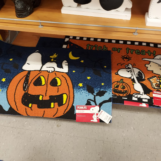 Department Store «T.J. Maxx», reviews and photos, 33025 Grand River Ave, Farmington, MI 48336, USA