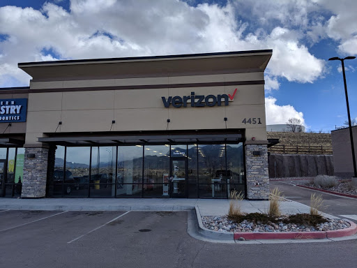 Cell Phone Store «GoWireless Verizon Authorized Retailer», reviews and photos, 4451 Venetucci Blvd #190, Colorado Springs, CO 80906, USA