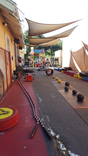 Donut Shop «Donut Hut», reviews and photos, 2025 W Magnolia Blvd, Burbank, CA 91506, USA