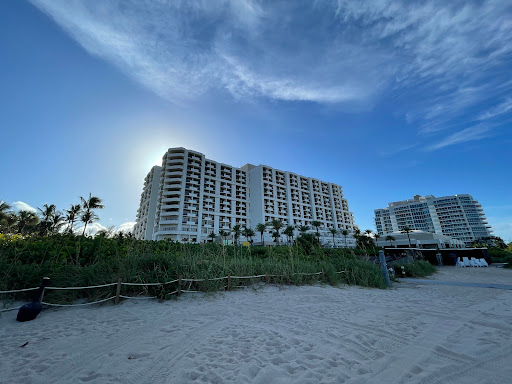 Resort «Fort Lauderdale Marriott Harbor Beach Resort & Spa», reviews and photos, 3030 Holiday Dr, Fort Lauderdale, FL 33316, USA