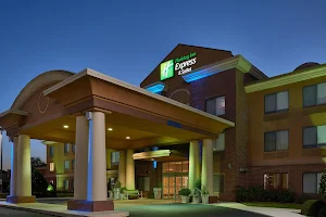 Holiday Inn Express & Suites Anniston/Oxford, an IHG Hotel image