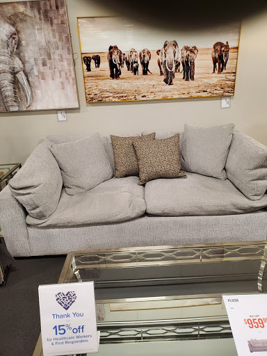 Furniture Store «Value City Furniture», reviews and photos, 94 W Kemper Rd, Springdale, OH 45246, USA