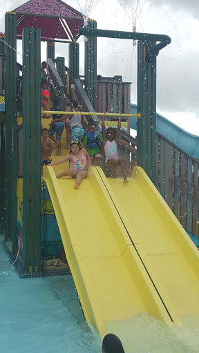 Water Park «Grapeland Water Park», reviews and photos, 1550 NW 37th Ave, Miami, FL 33125, USA