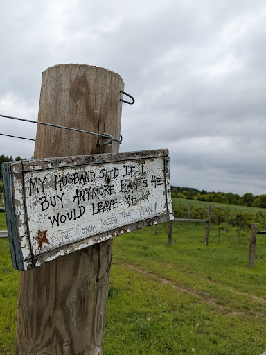 Winery «Cracked Barrel Winery», reviews and photos, 570 Coulee Trail, Hudson, WI 54016, USA