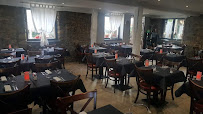 Atmosphère du la Pinatelle Restaurant à Roche-la-Molière - n°10