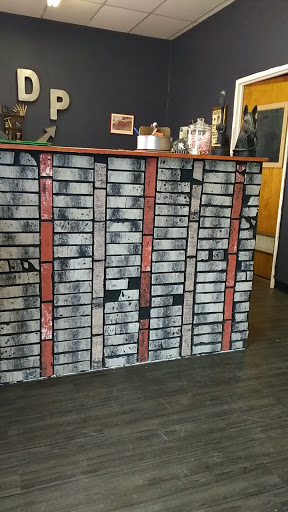 Custom T-shirt Store «Design Printing», reviews and photos, 589 Main St, Warsaw, VA 22572, USA