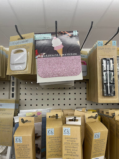 Dollar Store «Dollar Tree», reviews and photos, 22-03 Fair Lawn Ave, Fair Lawn, NJ 07410, USA