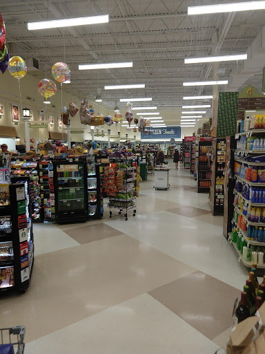 Grocery Store «Lowes Foods of Ocean Isle Beach», reviews and photos, 6278 Beach Dr SW #5, Ocean Isle Beach, NC 28469, USA