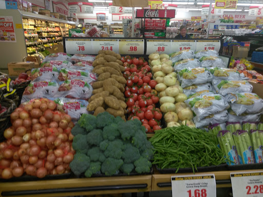 Grocery Store «Tryon IGA Supermarket», reviews and photos, 370 S Trade St, Tryon, NC 28782, USA