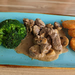 Photo n°2 de l'avis de MuT.i fait le 01/05/2023 à 14:40 sur le  Restaurant Rheinterrassen à Königswinter