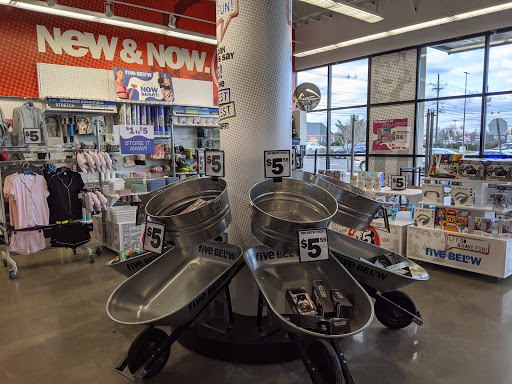 Variety Store «Five Below», reviews and photos, 4920 Hadley Center Dr, South Plainfield, NJ 07080, USA