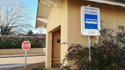 Arrêt de bus à Pradines