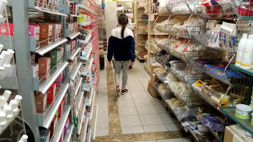 Beauty Supply Store «Twin City Nail Supply», reviews and photos, 455 University Ave W, St Paul, MN 55103, USA