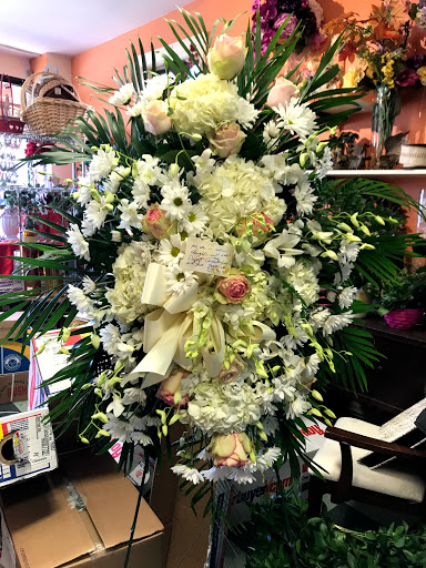 Florist «Sunset Florist», reviews and photos, 470 Bergen Blvd, Ridgefield, NJ 07657, USA