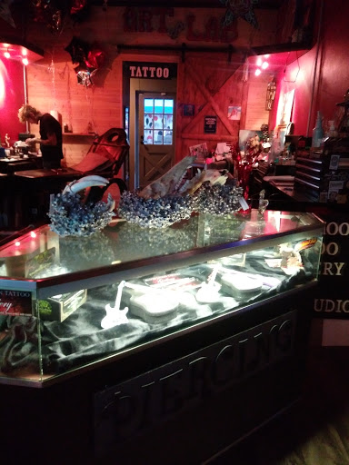 Tattoo Shop «Blood Moon Tattoo Gallery», reviews and photos, 101 N Main St #201, Mansfield, TX 76063, USA