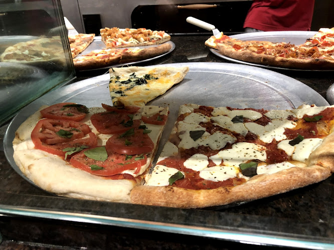 #1 best pizza place in Huntington - Di Raimo Pizzeria