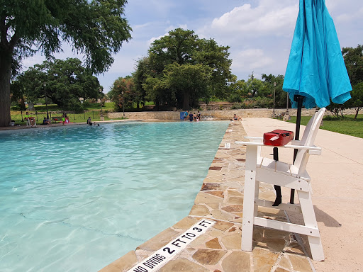 Large pools San Antonio