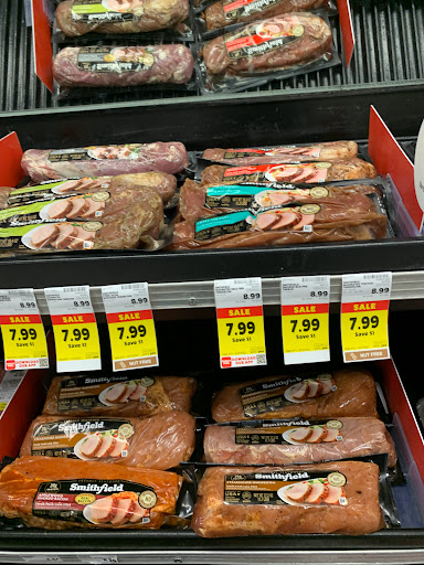 Grocery Store «Family Fare Supermarket», reviews and photos, 7402 N 30th St, Omaha, NE 68112, USA