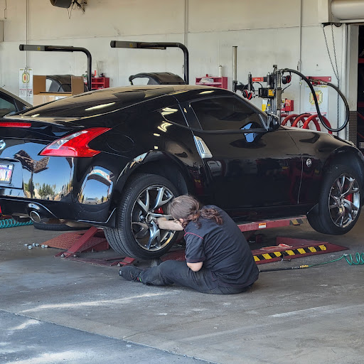 Tire Shop «Discount Tire Store - Mesa, AZ», reviews and photos, 2030 S Country Club Dr, Mesa, AZ 85210, USA