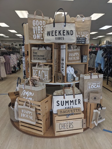 Clothing Store «B&B Department Stores South», reviews and photos, 2153 NJ-35, Sea Girt, NJ 08750, USA