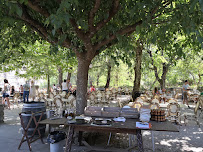 Atmosphère du Restaurant L'ardenave à Labeaume - n°14