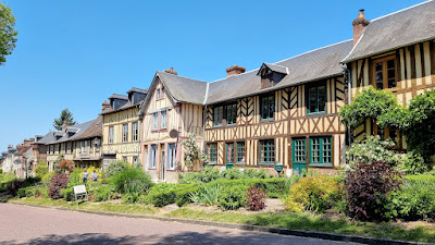 Charming *** Hotel Restaurant à Le Bec-Hellouin