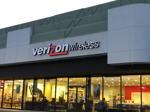 Cell Phone Store «Verizon», reviews and photos, 8612 SE Sunnyside Rd, Clackamas, OR 97015, USA