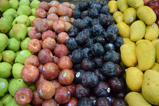 Grocery Store «Fresh Market Place», reviews and photos, 2600 N Central Ave, Chicago, IL 60639, USA