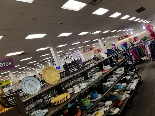 Thrift Store «Discover Goodwill Powers Retail Center», reviews and photos