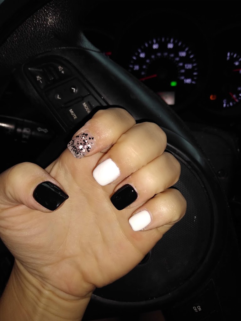 Starlite Nails & Spa 34420