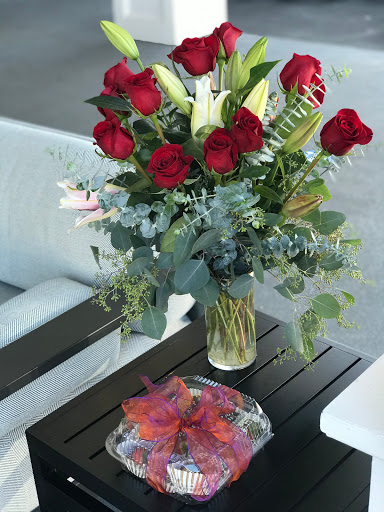 Gift Shop «Little Shop of Flowers», reviews and photos, 1655 W Grand Ave, Grover Beach, CA 93433, USA