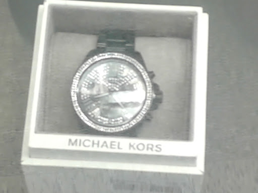 Clothing Store «Ross Dress for Less», reviews and photos, 523 S MacDade Blvd, Holmes, PA 19043, USA