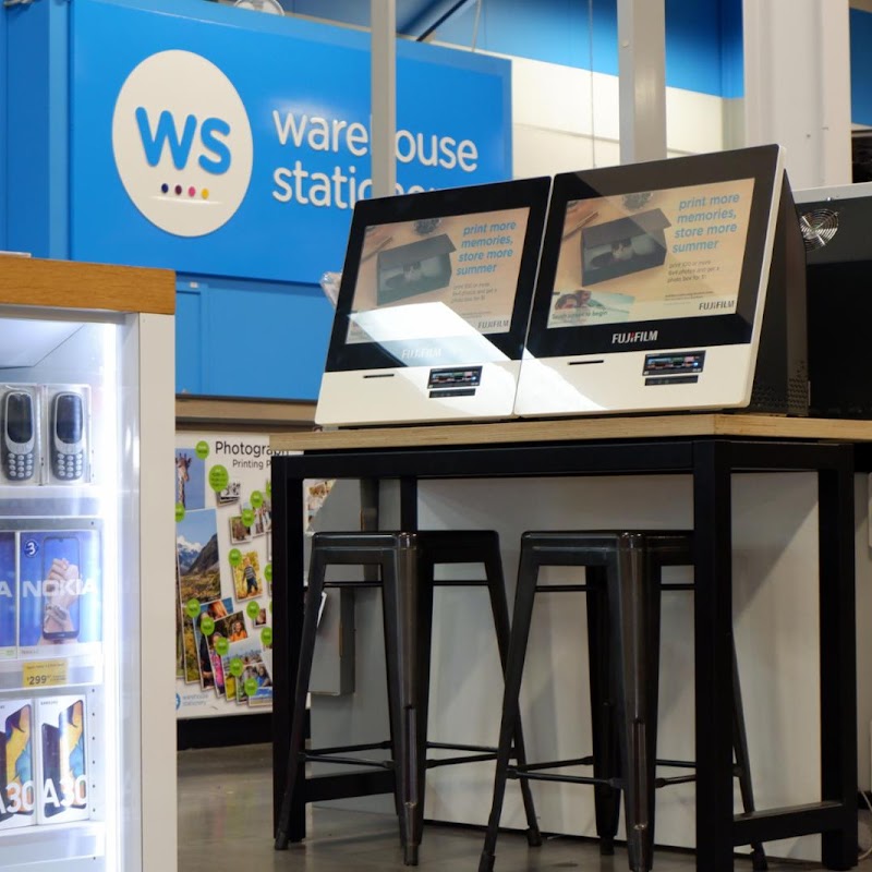 Warehouse Stationery (P&C) - Auckland Airport