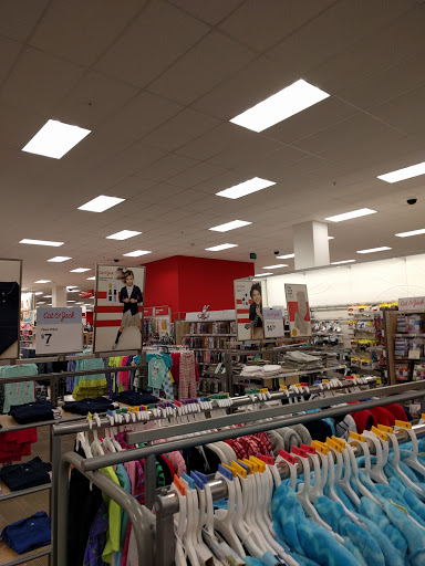 Shopping Mall «DC USA», reviews and photos, 3100 14th St NW, Washington, DC 20010, USA