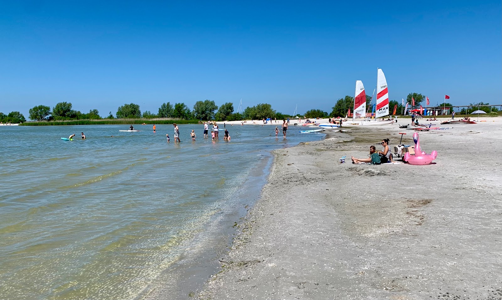 Makkum Beach'in fotoğrafı çok temiz temizlik seviyesi ile