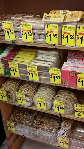 Grocery Store «Lowes Mercado», reviews and photos, 1320 S Federal Blvd, Denver, CO 80219, USA