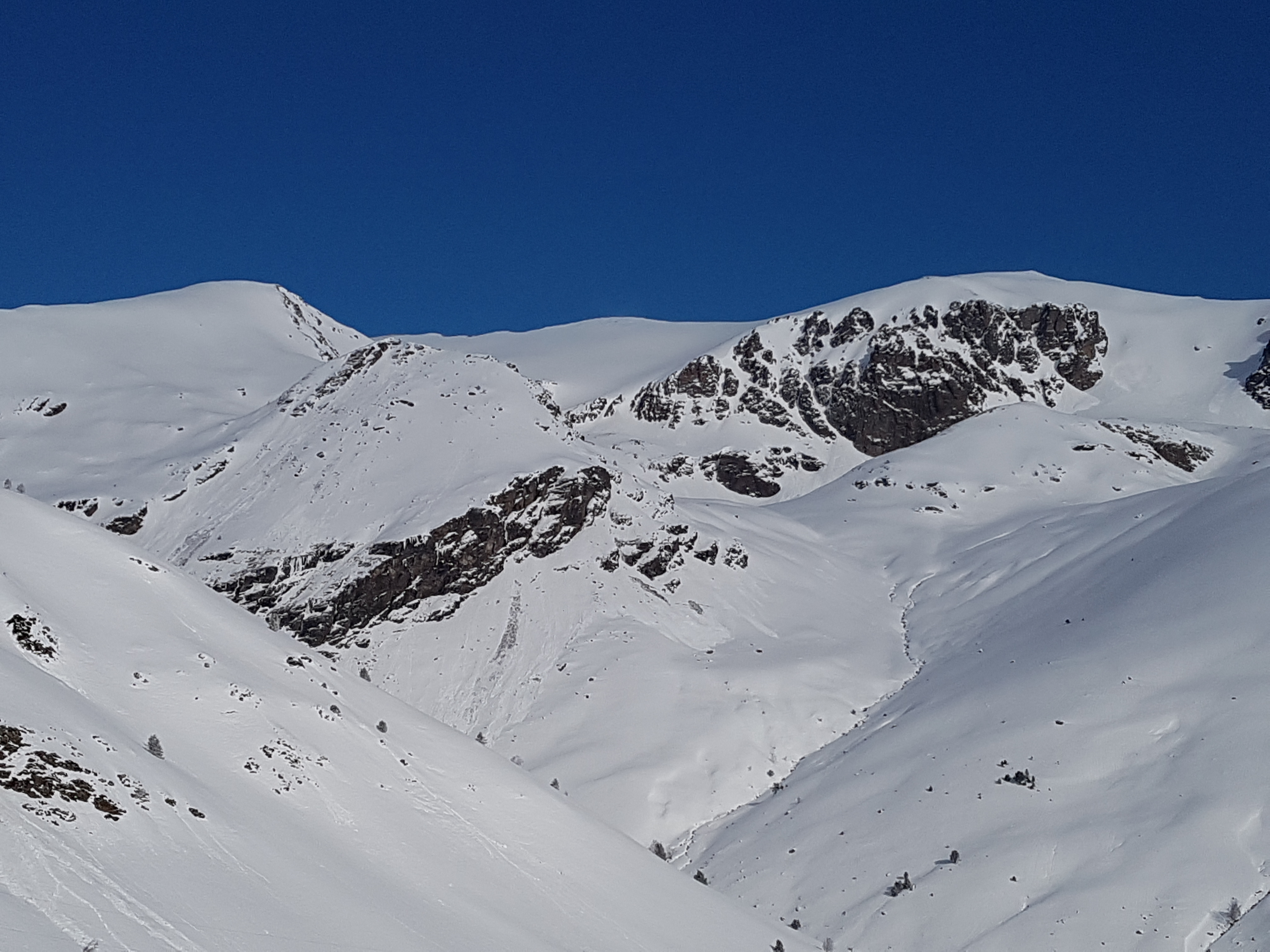 Photo n° 3 de l'avis de RedBull. fait le 06/03/2018 à 15:51