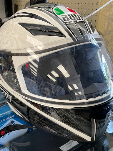 Pawn Shop «GC Pawn #6 - Gold N Connection», reviews and photos, 1472 N State Road-7, Lauderhill, FL 33313, USA