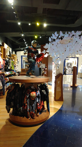 Toy Store «Disney Store», reviews and photos, 1961 Chain Bridge Rd, McLean, VA 22102, USA