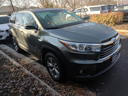 Used Car Dealer «CarMax», reviews and photos, 1448 Richmond Rd, Charlottesville, VA 22911, USA