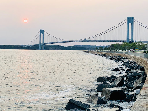 Park «Dyker Beach Park», reviews and photos, 334 Bay 8th St, Brooklyn, NY 11228, USA