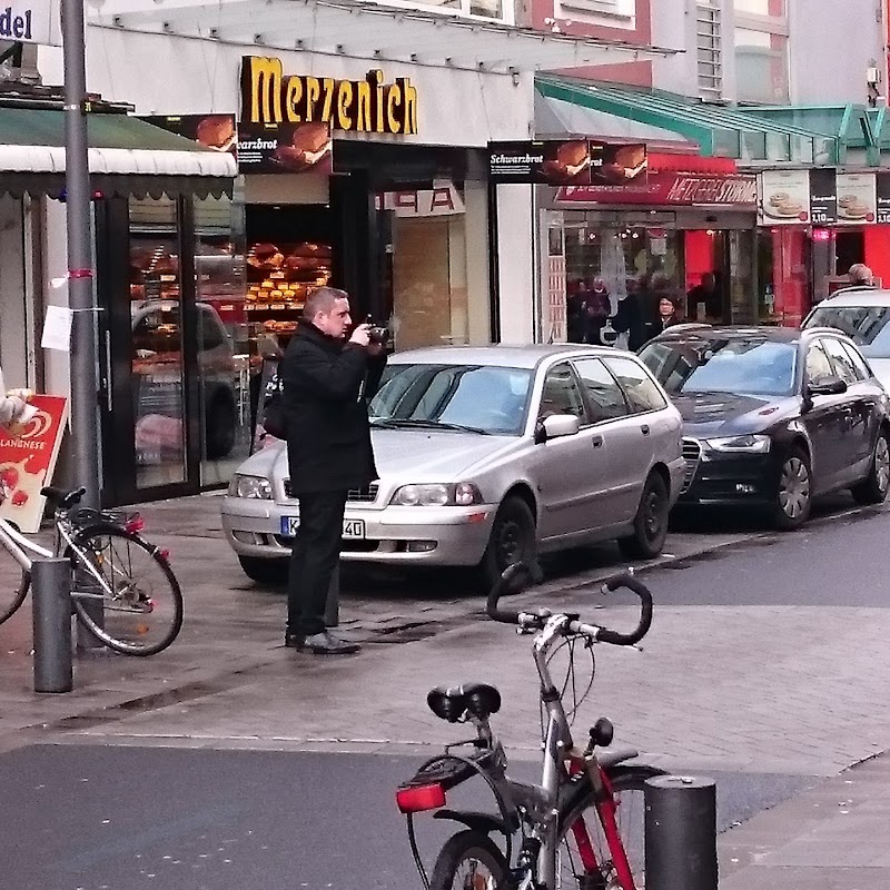 Jörg's Südstadt Piercing