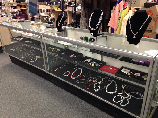 Thrift Store «Encore Upscale Resale», reviews and photos, 29080 Southfield Rd, Southfield, MI 48076, USA