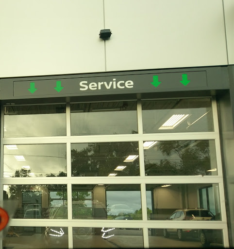 Nissan Dealer «Zeigler Nissan Of Gurnee», reviews and photos, 3175 Grand Ave, Lindenhurst, IL 60046, USA