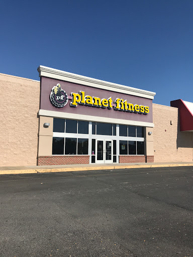 Gym «Planet Fitness - Martinsburg, WV», reviews and photos, 1220 N Queen St, Martinsburg, WV 25404, USA