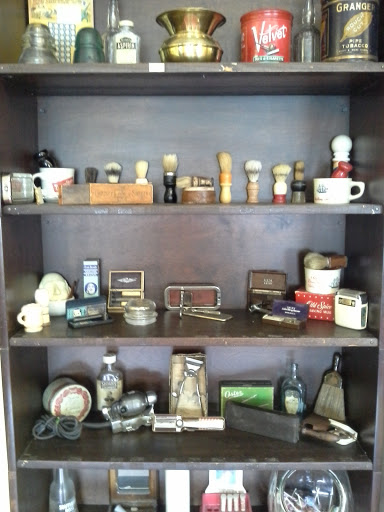 Barber Shop «stow-munroe barbershop», reviews and photos, 10 N Main St, Munroe Falls, OH 44262, USA