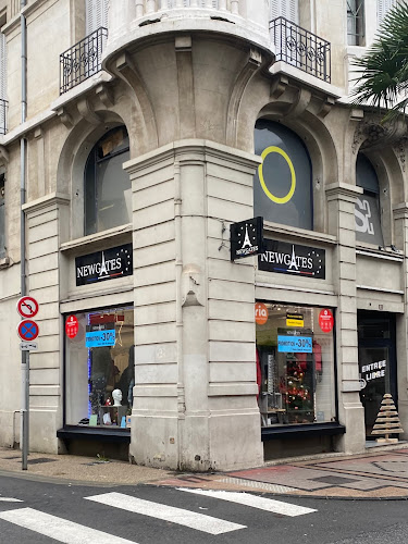 Magasin de vêtements pour hommes NEWGATES - RIA MONEY TRANSFER - MAGASIN PRET A PORTER - TARBES - AGENCE DE TRANSFERT D'ARGENT Tarbes