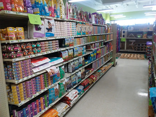 Pet Supply Store «Pet Club Wheat Ridge», reviews and photos, 4975 Kipling St #B, Wheat Ridge, CO 80033, USA